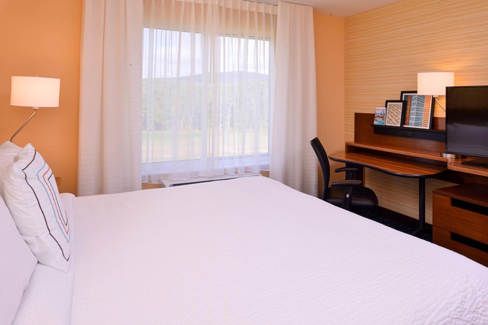 Fairfield Inn & Suites By Marriott Plymouth White Mountains Exterior foto